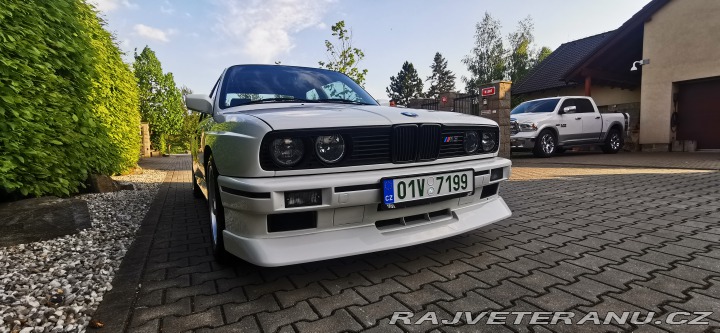 BMW M3 E30 1989