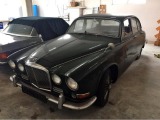 Jaguar 420 Saloon