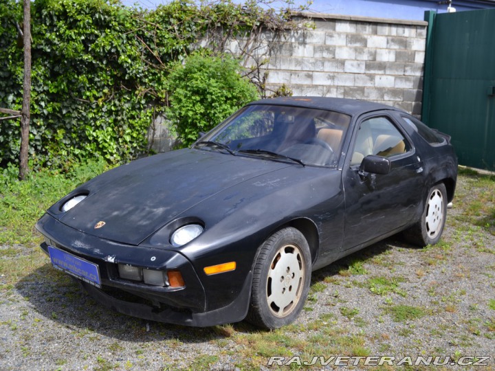 Porsche 928 4.5 V8 MANUÁL 1982