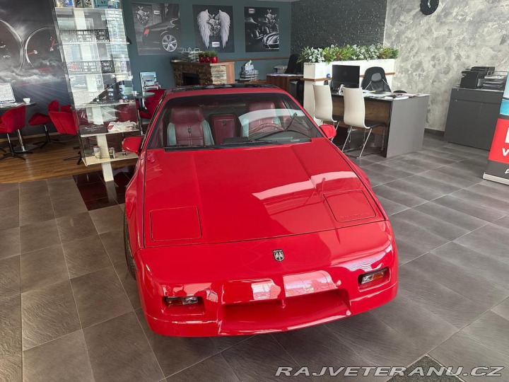 Pontiac Fiero GT, 2.8, 93KW, V6 1988