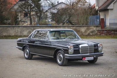 Mercedes-Benz 250 C W114