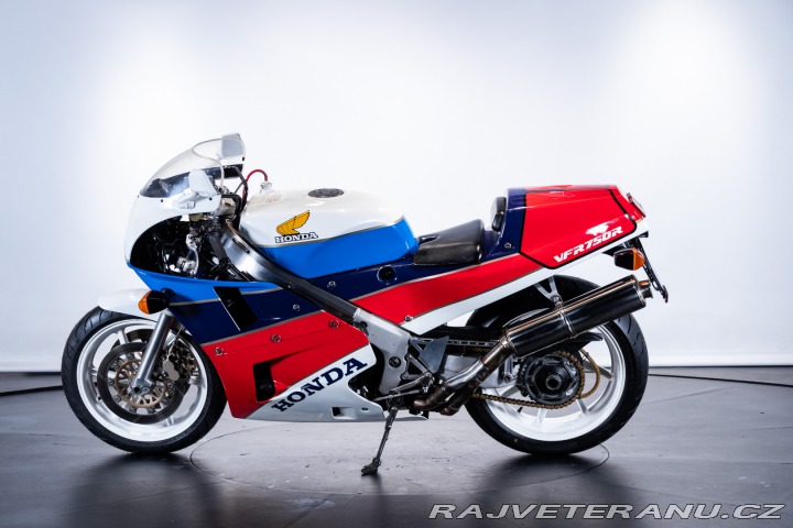 Honda VF HONDA VFR 750 R (RC30) ALA ORO 1988