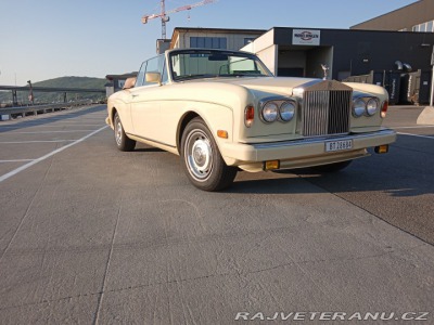 Rolls Royce Corniche 