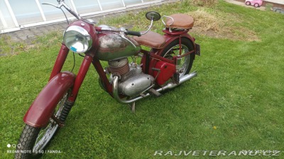 Jawa 250 Pérák