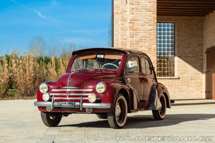 Renault 4 CV Décapotable 1957