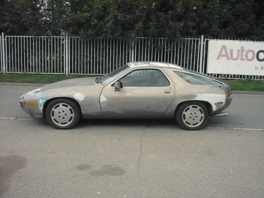 Porsche 928 MANUÁL