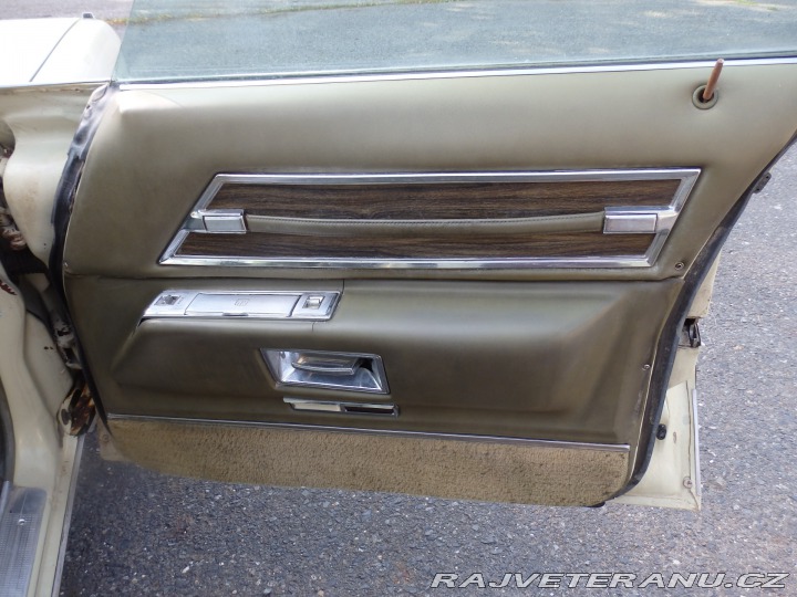 Cadillac DeVille Sedan 1972