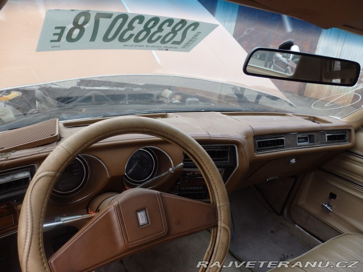 Oldsmobile Cutlass Coupe 1977