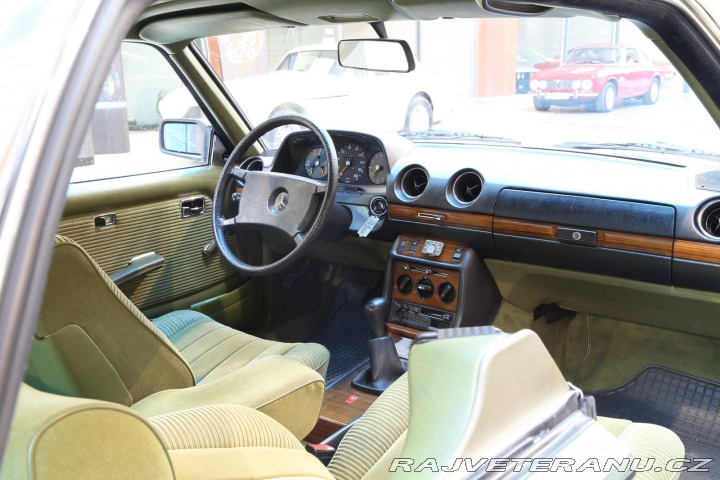 Mercedes-Benz 230 CE 1981