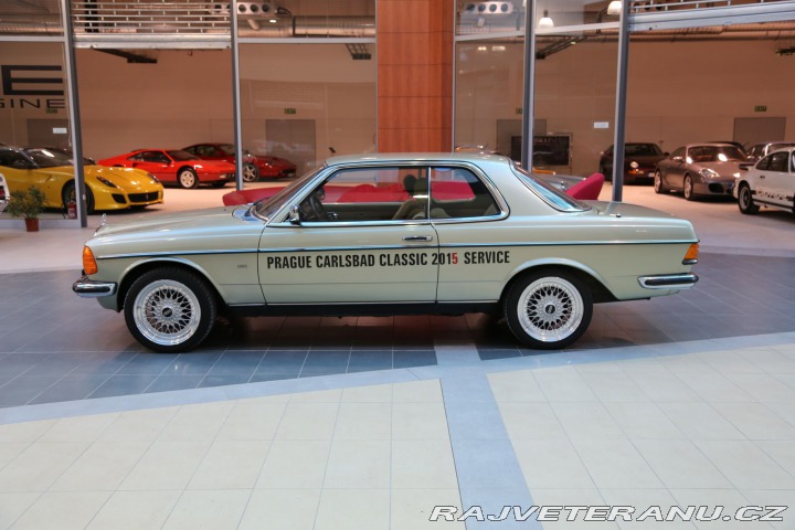Mercedes-Benz 230 CE