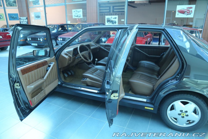 Lancia Thema 8.32 1988