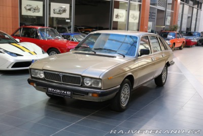 Lancia Gamma 2500i