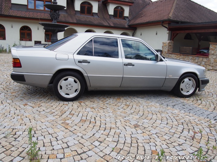 Mercedes-Benz 300 300E-24 AMG záloha 1992