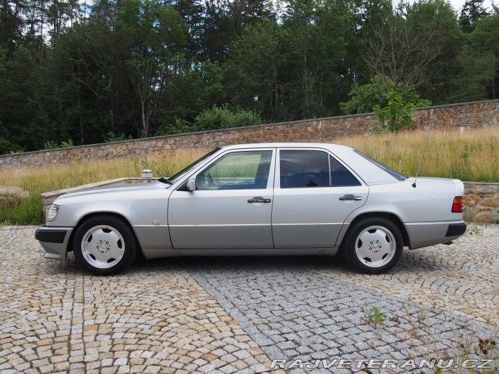 Mercedes-Benz 300 300E-24 AMG záloha 1992