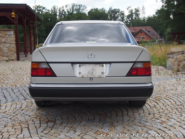 Mercedes-Benz 300 300E-24 AMG záloha 1992