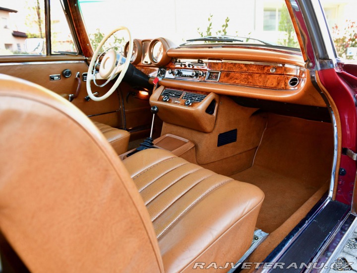 Mercedes-Benz 280 SE Coupe (1) 1972