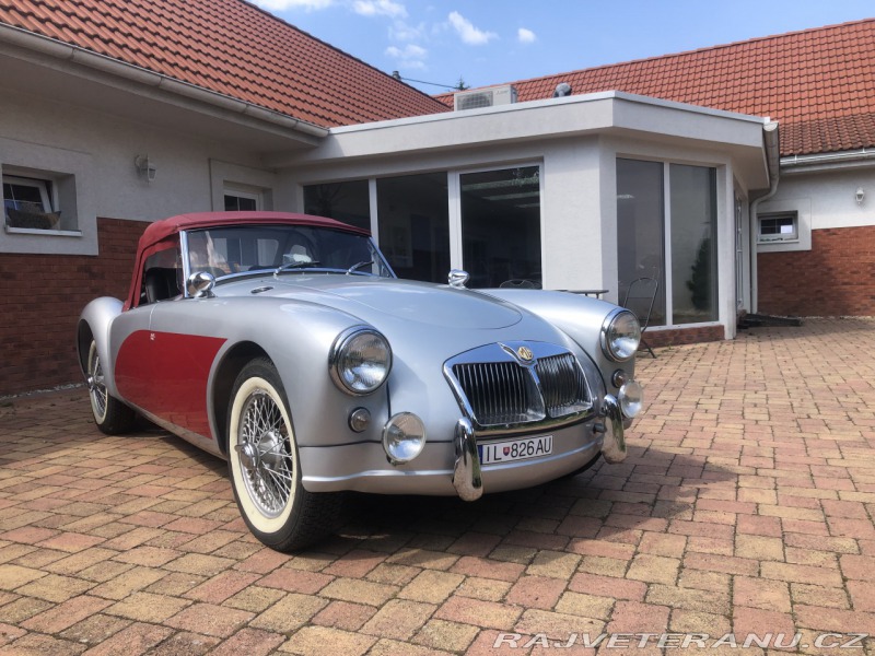 MG MGA 