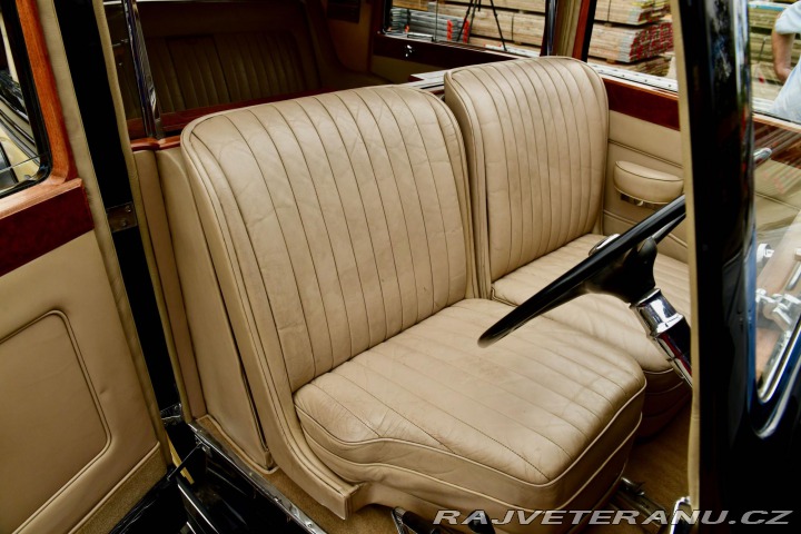 Rolls Royce Phantom 3 Barker Razor Edge (1) 1937