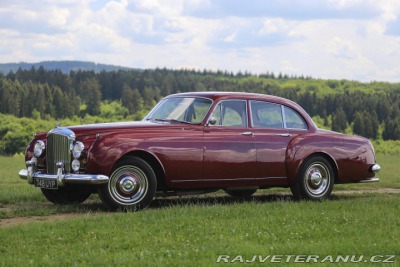 Bentley S2 Continental Flying Spur(1