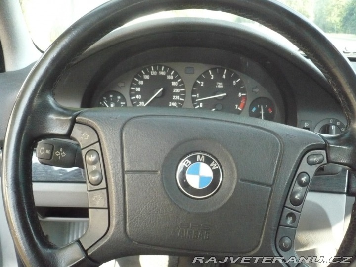 BMW 5 523 i 2.MAJITEL 1997