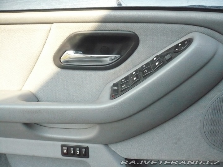 BMW 5 523 i 2.MAJITEL 1997