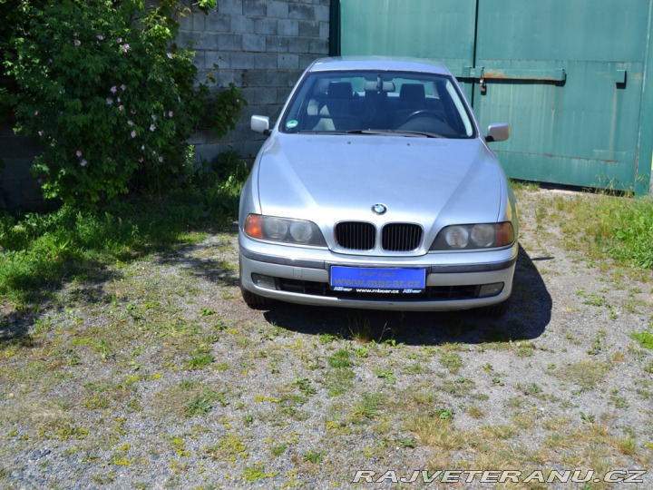 BMW 5 523 i 1.MAJITEL 1997