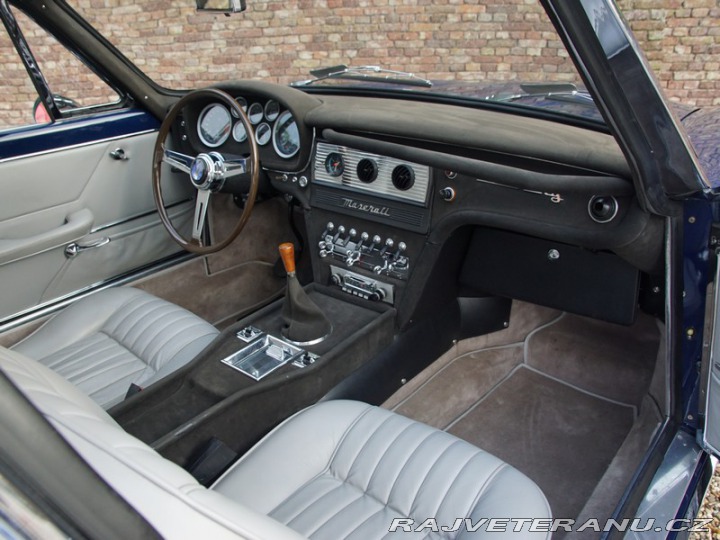 Maserati Sebring 3500 GTi SLEVA! 1966