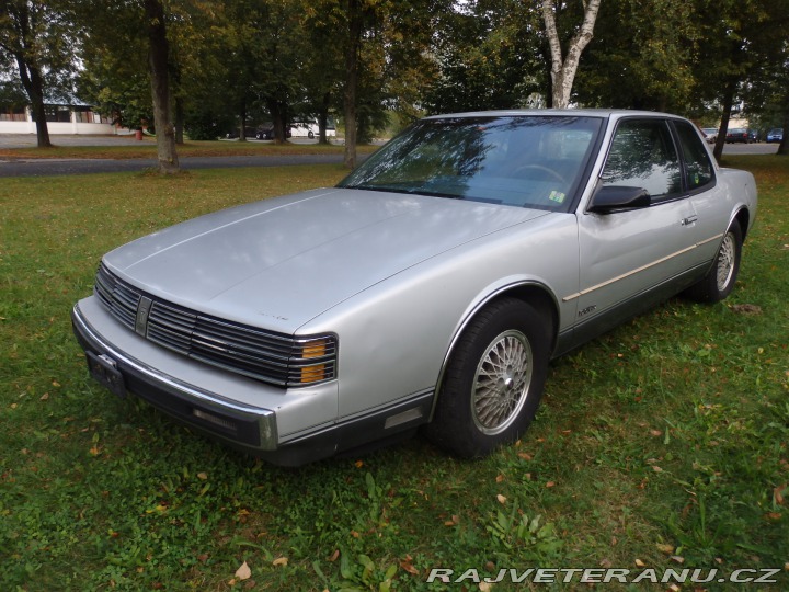 Oldsmobile Toronado  1988