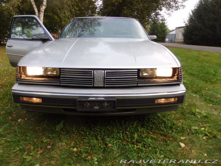 Oldsmobile Toronado  1988