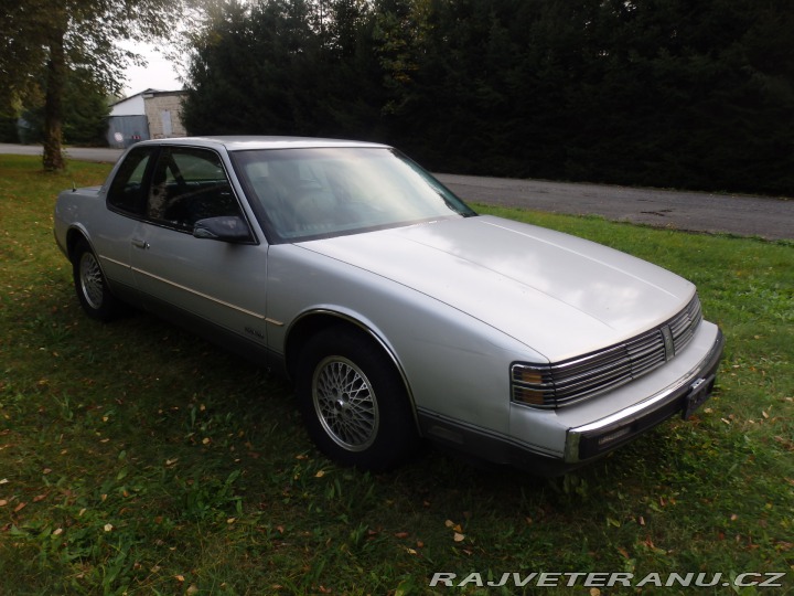 Oldsmobile Toronado  1988