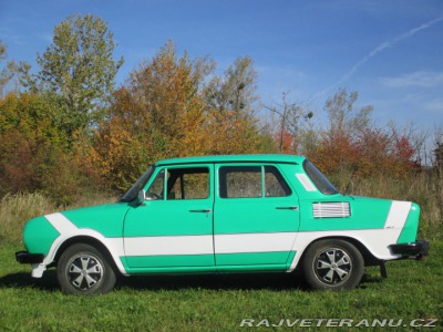 Škoda 100 