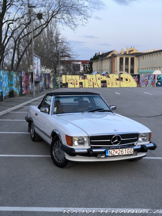 Mercedes-Benz 560 R107 1987