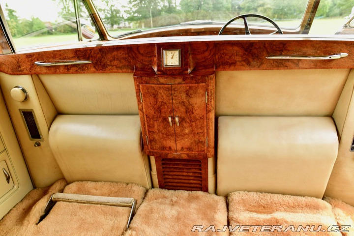 Rolls Royce Phantom V (1) 1963