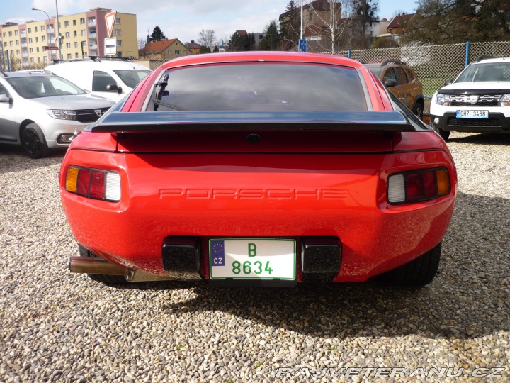 Porsche 928 4,5 170KW 1982