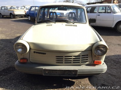 Trabant 1.1 N -limuzína