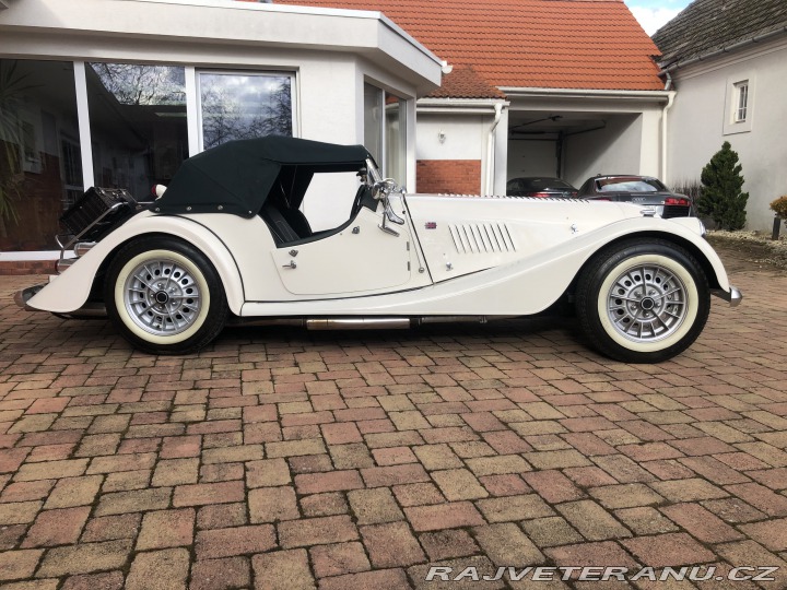 Morgan Plus 8  1975