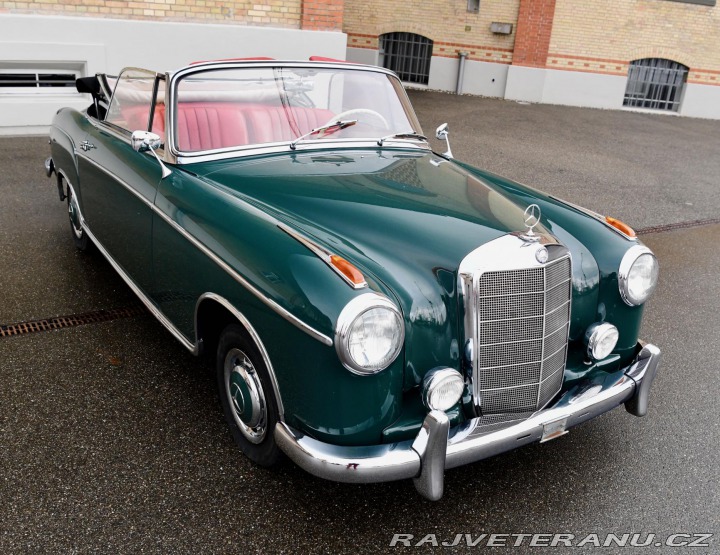 Mercedes-Benz 220 SE Cabriolet (1) 1962