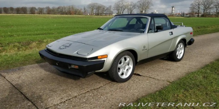 Triumph TR7 TR8 V8 SLEVA!