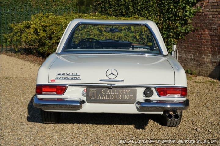 Mercedes-Benz 230 SL Pagoda Hard top 1965