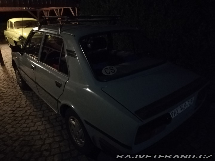 Škoda 120 L + další ND 1987