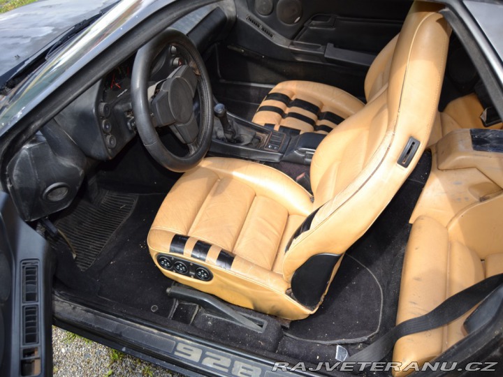 Porsche 928 4.5 V8 MANUÁL 1982