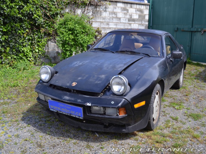 Porsche 928 4.5 V8 MANUÁL 1982