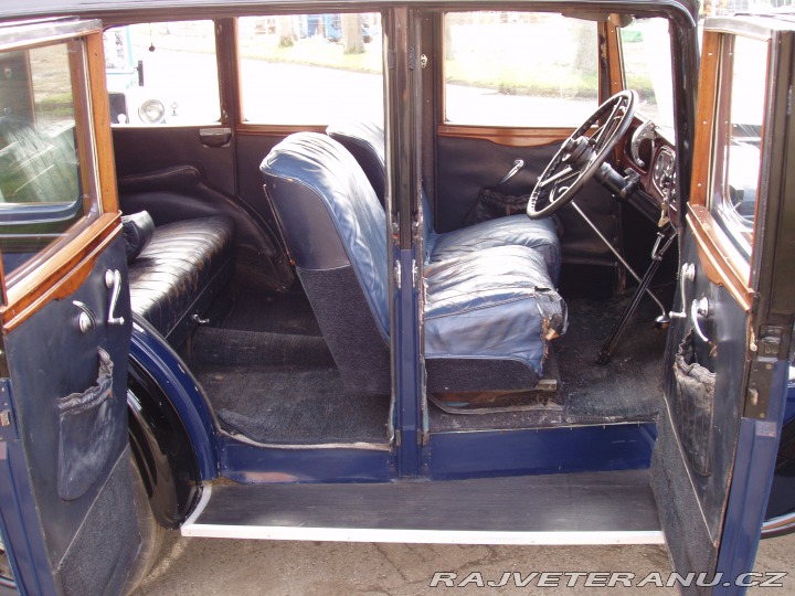 Austin Ostatní modely 18 Carlton Saloon 1933