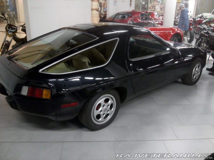 Porsche 928 1979