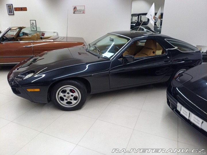 Porsche 928 1979
