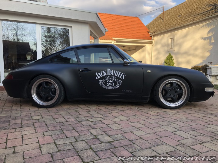 Porsche 911  1995