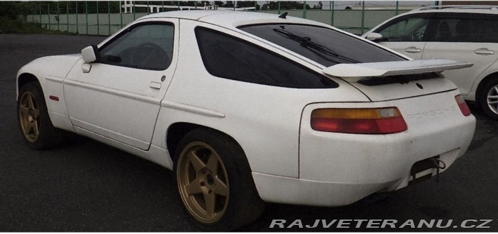 Porsche 928 S4 1991 raritní kombinace 1990