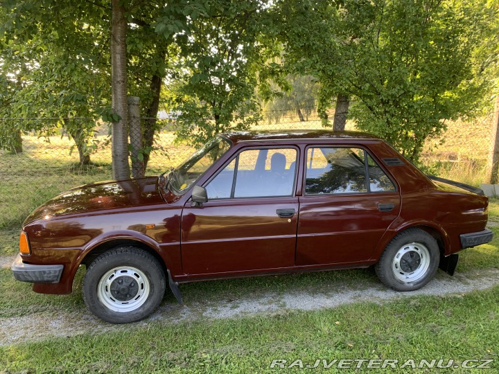 Škoda 105 L 1985