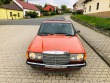 Mercedes-Benz 200 W123 1977