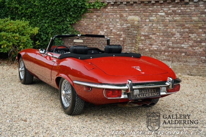 Jaguar E-Type Serie 3 5.3 V12 SLEVA! 1974